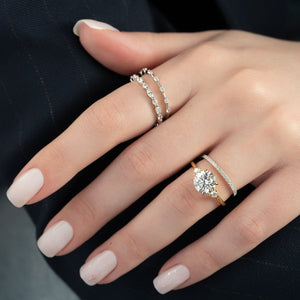 The Lia Set With A 2.5 Carat Round Lab Diamond