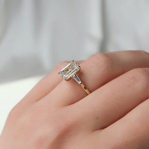 The Liv Set With A Emerald Moissanite