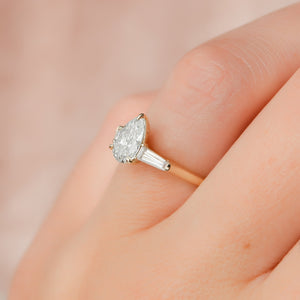 The Liv Set With A Pear Moissanite