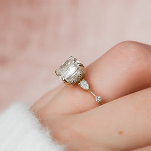The Naomi Set With A Cushion Moissanite