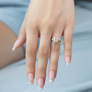 The Naomi Set With A 1 Carat Emerald Lab Diamond
