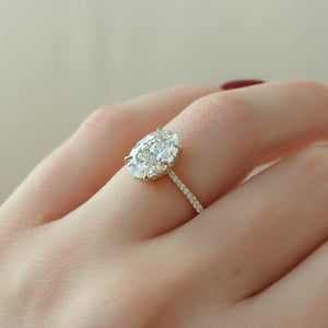 The Pave Maia Set With A Oval Moissanite