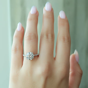 The Mandy Set With A 1 Carat Round Lab Diamond