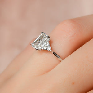 The Scarlett Set With A 1 Carat Emerald Lab Diamond