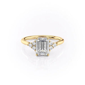 The Scarlett Set With A Emerald Moissanite