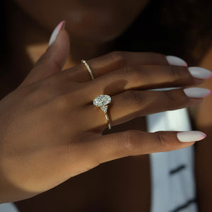 The Scarlett Set With A 2 Carat Oval Lab Diamond
