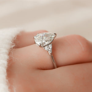 The Scarlett Set With A Pear Moissanite