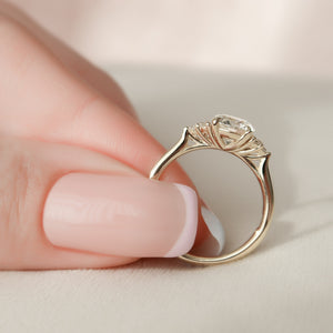 The Scarlett Set With A 1 Carat Round Lab Diamond