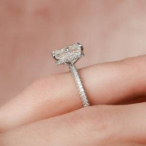 The Celine Set With A 2.5 Carat Radiant Lab Diamond