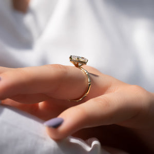 The Eve Set With A 1 Carat Pear Lab Diamond