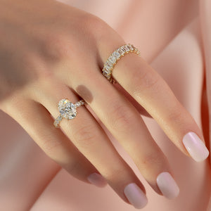 The Adelle Set With A Oval Lab Diamond