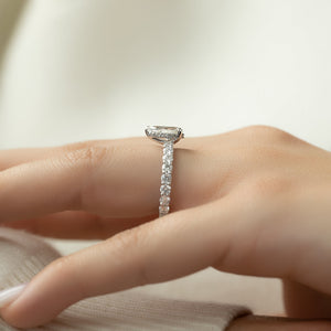 The Adelle Set With A Pear Lab Diamond