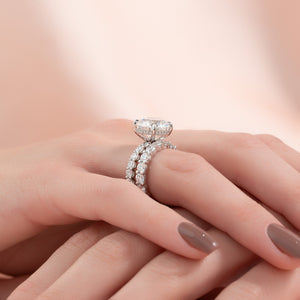 The Adelle Set With A 2 Carat Round Lab Diamond