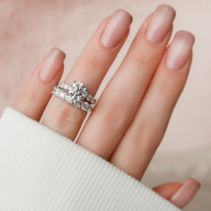 The Adelle Set With A 2 Carat Round Lab Diamond