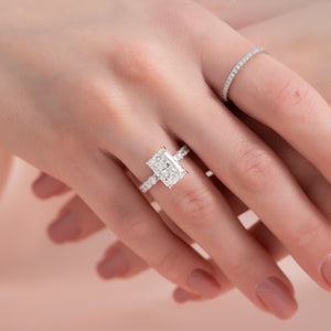 The Adelle Set With A 2 Carat Radiant Lab Diamond