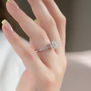 The Khloe Set With A 1 Carat Round Moissanite