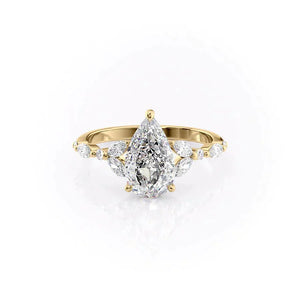 The Chelsea Set With A 1 Carat Pear Moissanite