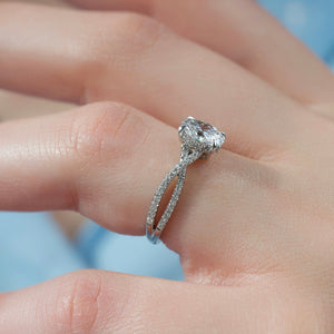 The Angelina Set With A 1 Carat Oval Lab Diamond