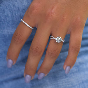 The Angelina Set With A 2.5 Carat Round Moissanite