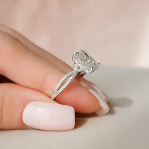 The Angelina Set With A 2.5 Carat Radiant Lab Diamond