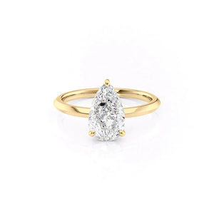 The Razor Kamellie Set With A Pear Moissanite