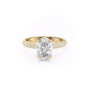 The Kayla Set With A 1 Carat Oval Moissanite