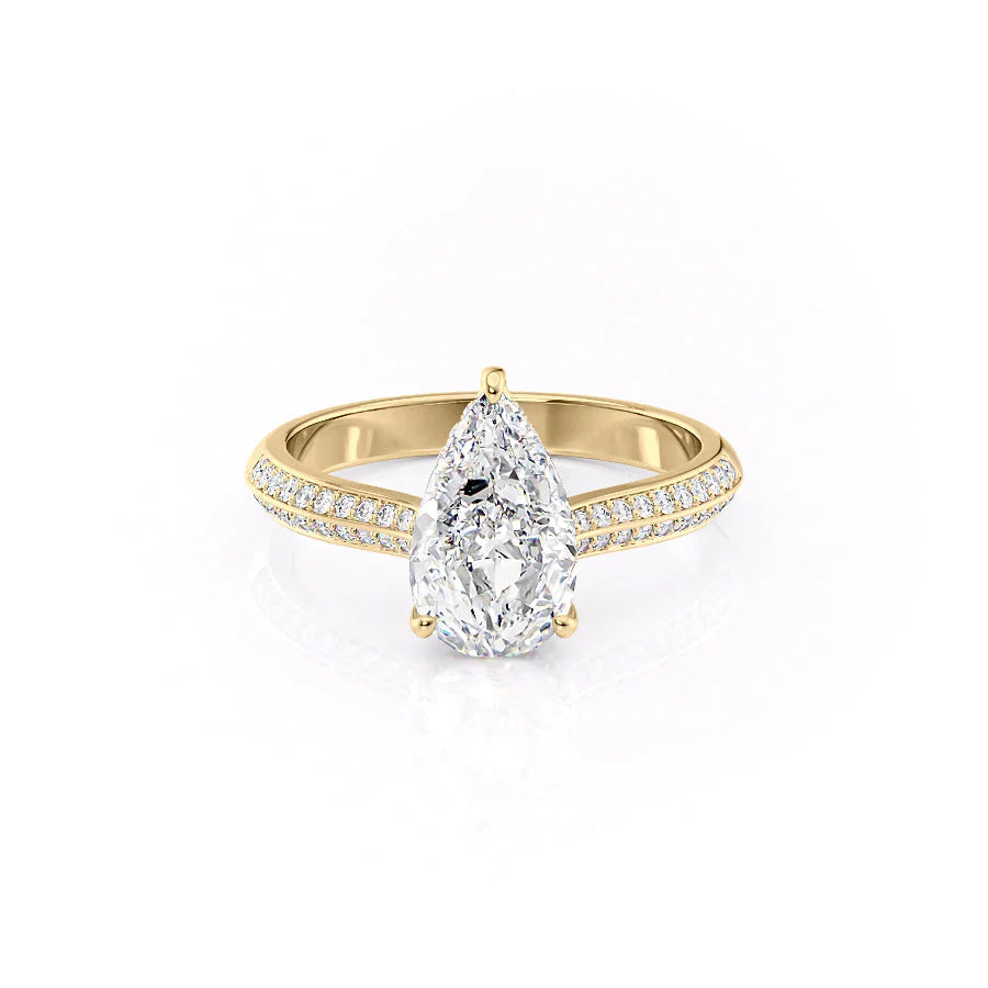 The Kayla Set With A 1 Carat Pear Moissanite