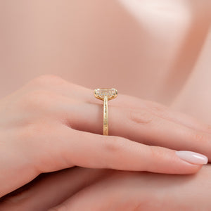 The Elizabeth Set With A 2 Carat Emerald Lab Diamond