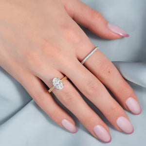 The Elizabeth Set With A Oval Moissanite