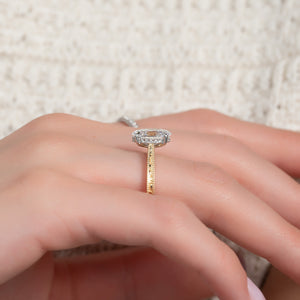 The Elizabeth Set With A 2 Carat Oval Lab Diamond