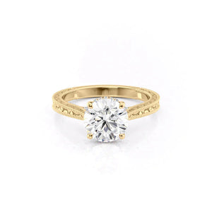 The Elizabeth Set With A 1 Carat Round Moissanite
