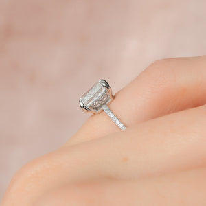 The Low Profile Kamellie Set With A 2 Carat Elongated Cushion Lab Diamond