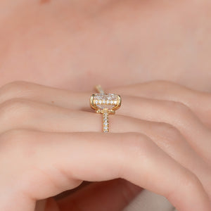 The Low Profile Kamellie Set With A 1.5 Carat Elongated Cushion Moissanite