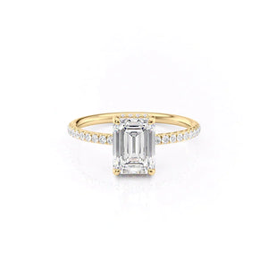 The Low Profile Kamellie Set With A 2.5 Carat Emerald Moissanite