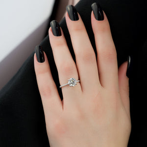 The Low Profile Kamellie Set With A 3 Carat Round Lab Diamond