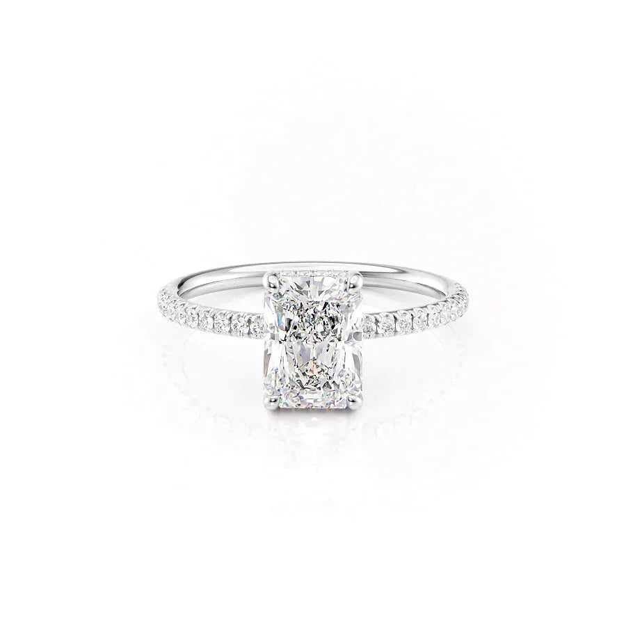 The Low Profile Kamellie Set With A Radiant Moissanite