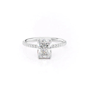 The Low Profile Kamellie Set With A Radiant Moissanite
