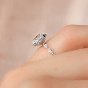 The Lucia Set With A 1.5 Carat Oval Lab Diamond