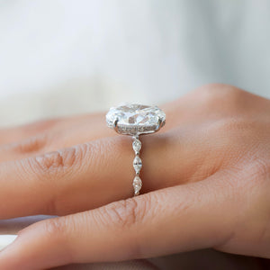 The Lucia Set With A 1.5 Carat Oval Lab Diamond