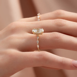 The Lucia Set With A 3 Carat Oval Lab Diamond