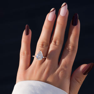 The Lucia Set With A 2.5 Carat Pear Lab Diamond
