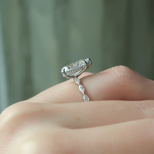 The Lucia Set With A 1.5 Carat Pear Lab Diamond