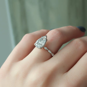The Lucia Set With A 1.5 Carat Pear Lab Diamond