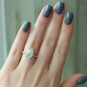 The Lucia Set With A 1.5 Carat Pear Lab Diamond