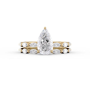 The Lucia Set With A Pear Lab Diamond