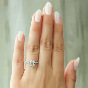 The Lucia Set With A 1.5 Carat Round Lab Diamond
