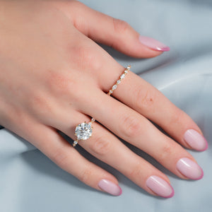 The Lucia Set With A 3 Carat Round Lab Diamond