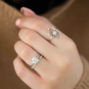 The Low Profile Kamellie Set With A 2 Carat Elongated Cushion Lab Diamond