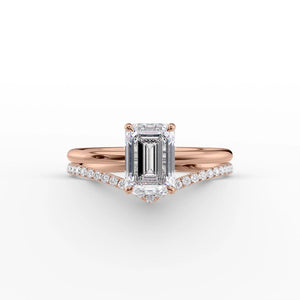 The Low Profile Kamellie Set With A 1.5 Carat Emerald Lab Diamond
