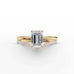 The Low Profile Kamellie Set With A 3 Carat Emerald Lab Diamond